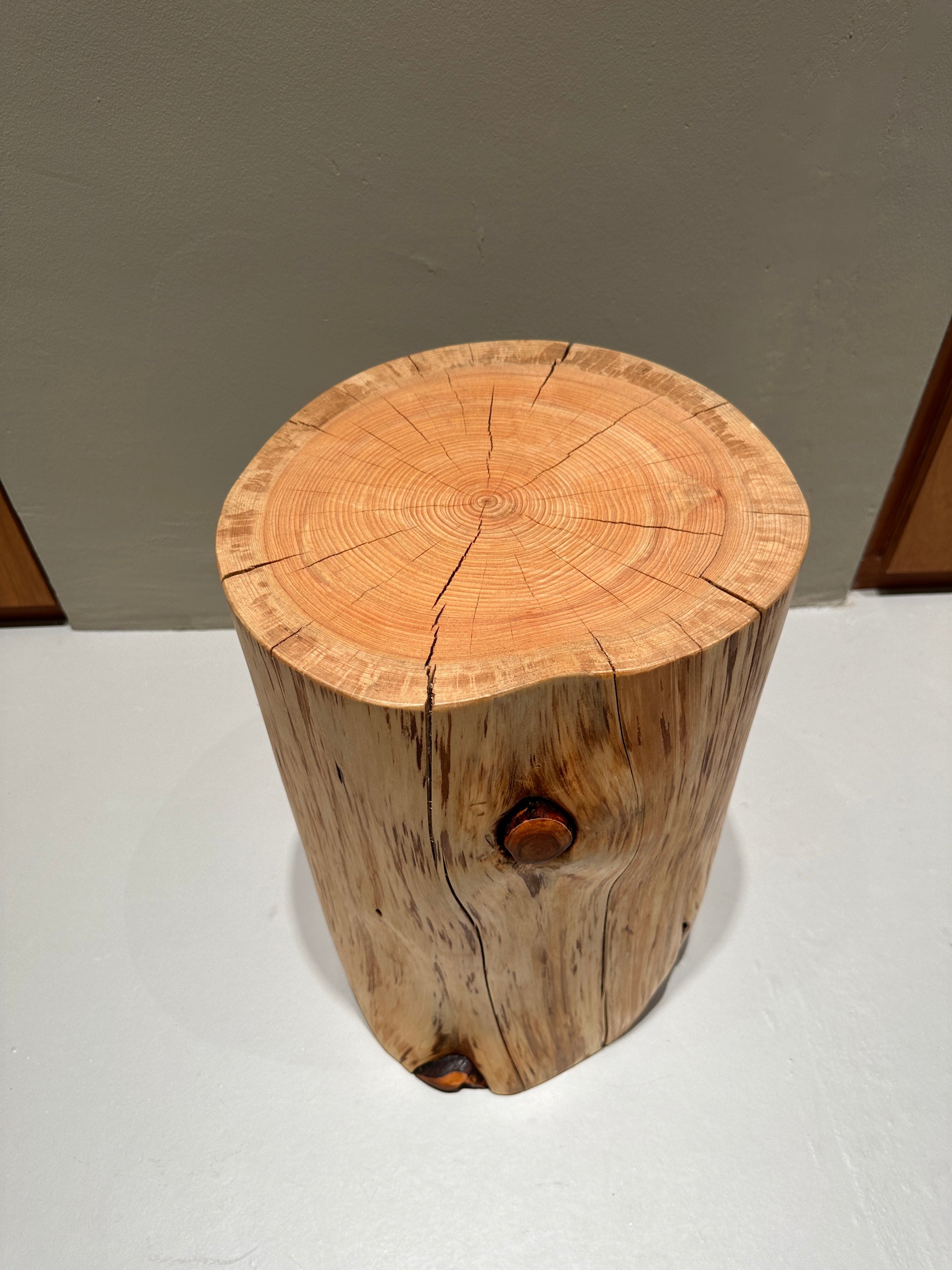 Hinoki Iron Table 】 No.1397 Products｜Hinoki Cutting Board.com