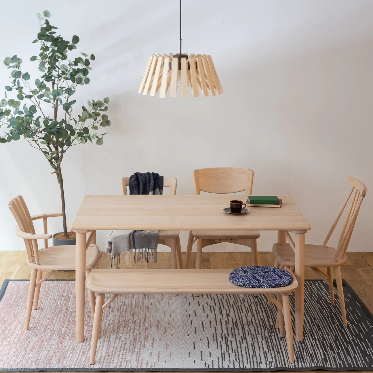 MIKIMOKU LAGOM TABLE