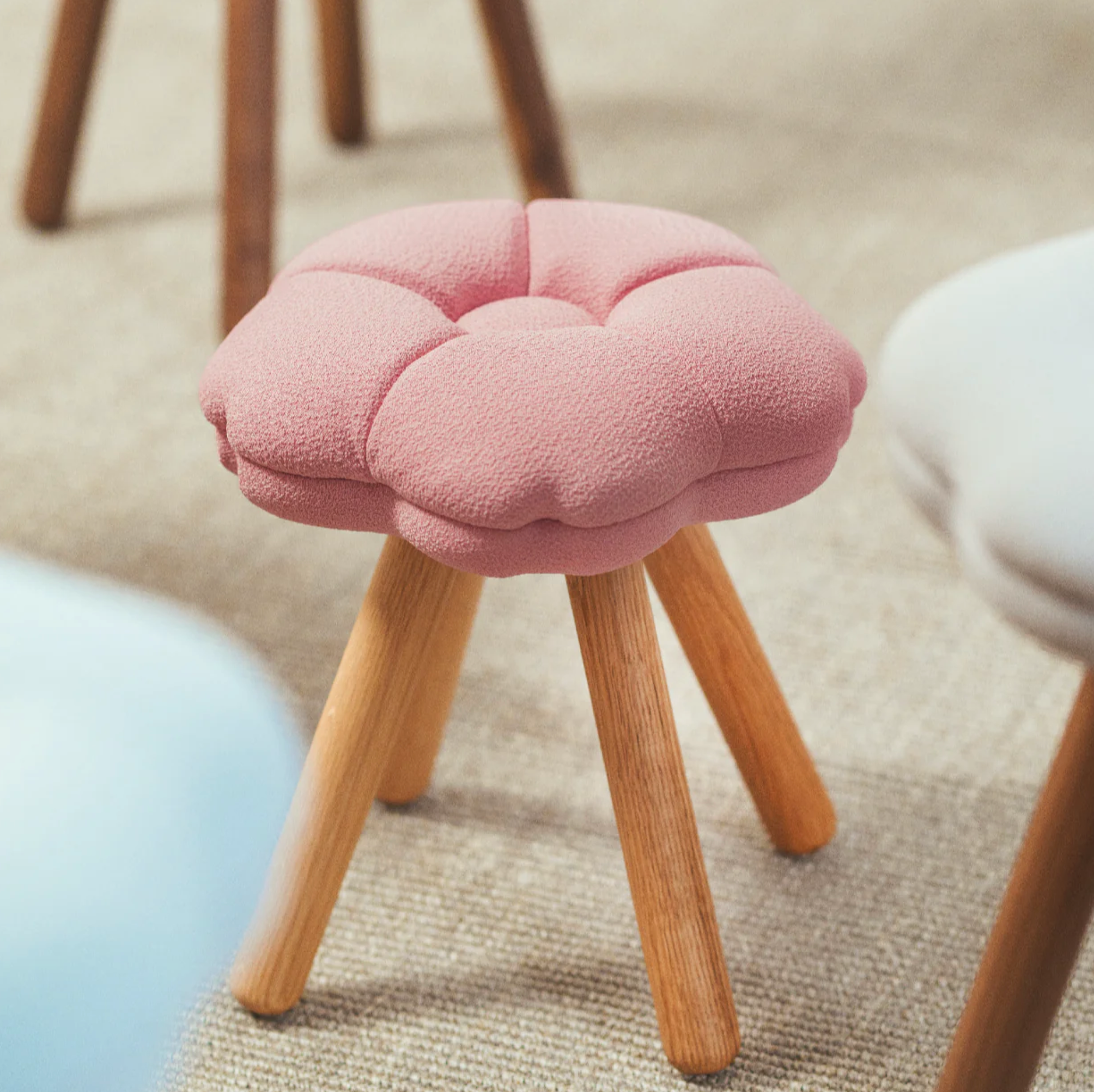 SAKEMI ISU - MONACA STOOL – HOW Furniture